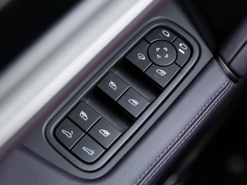 Certified 2026 Porsche Cayenne S AWD/4WD image 20