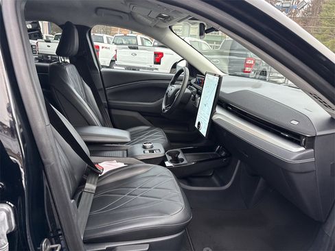 Used 2021 Ford Mustang Mach-E Select w/ Comfort/Technology Package image 28