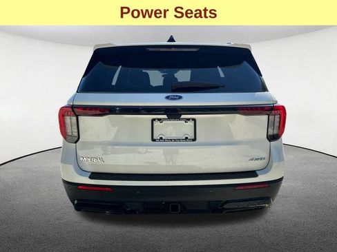 Certified 2025 Ford Explorer ST-Line w/ ST-Line Street Pack AWD/4WD image 13