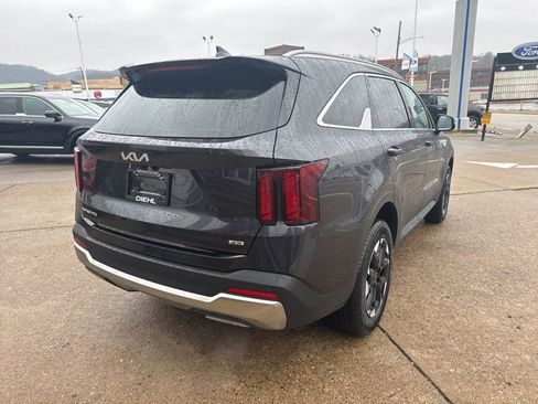 New 2026 Kia Sorento S w/ S Panoramic Sunroof Package AWD/4WD image 7