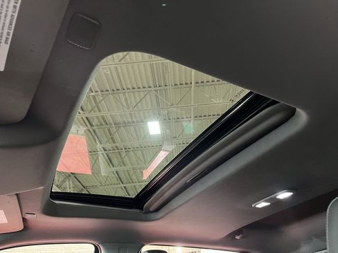 Used 2020 GMC Sierra 1500 Denali w/ Denali Premium Package image 12