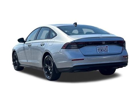 Certified 2025 Honda Accord SE image 8