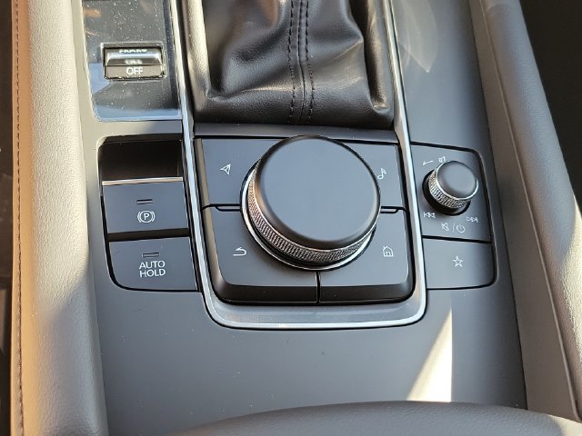 New 2026 MAZDA MAZDA3 s FWD image 17