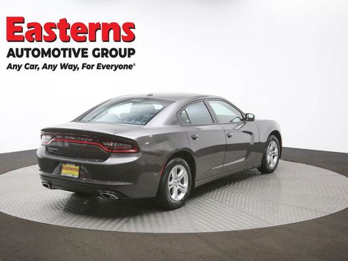 Used 2022 Dodge Charger SXT image 37