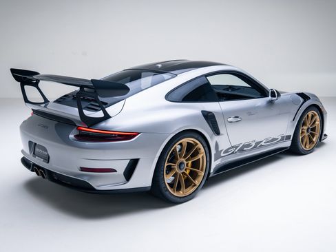 Used 2019 Porsche 911 GT3 RS image 5