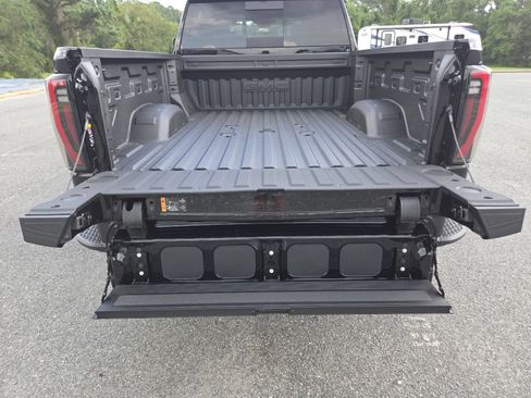 New 2026 GMC Sierra 2500 AT4 w/ AT4 Premium Plus Package AWD/4WD image 24