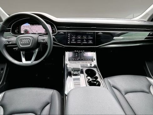 Used 2023 Audi Q7 3.0T Premium Plus AWD/4WD image 7