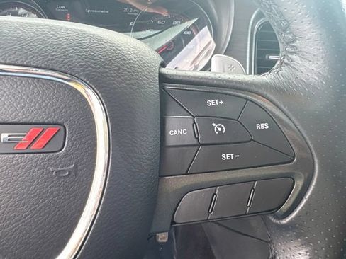 Used 2017 Dodge Charger SXT w/ AWD Plus Group image 16