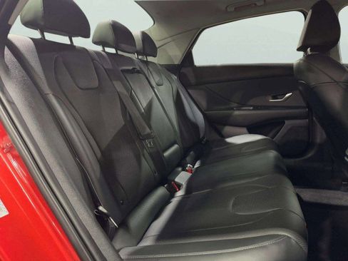 Used 2022 Hyundai Elantra Limited image 29