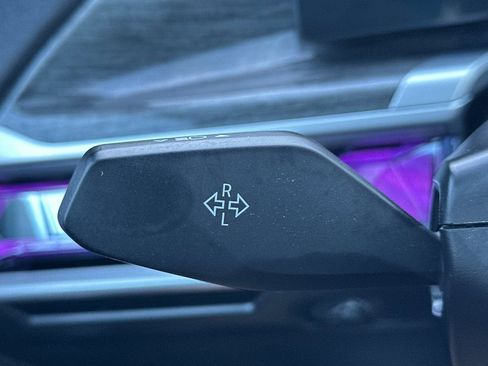 Used 2025 BMW 740i 740i image 36