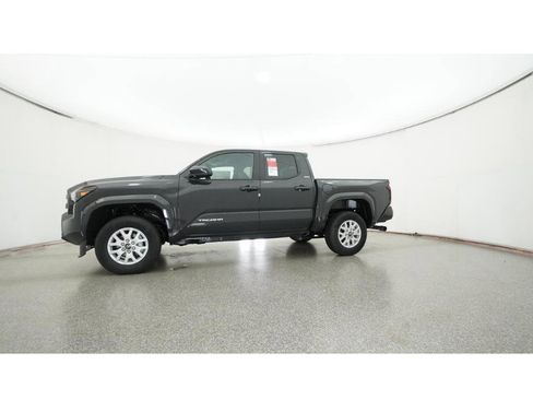 New 2025 Toyota Tacoma SR5 image 18