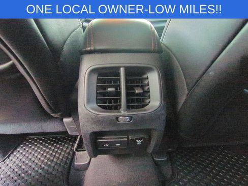 Used 2019 Jeep Cherokee Trailhawk w/ Cold Weather Group AWD/4WD image 31