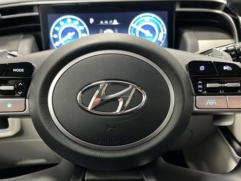Used 2023 Hyundai Tucson Limited image 16