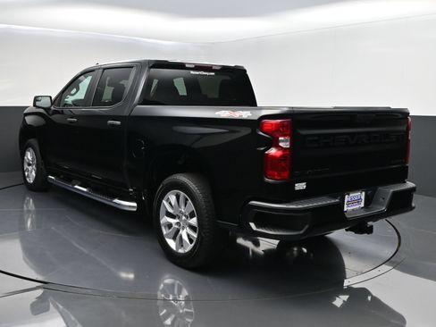 Used 2023 Chevrolet Silverado 1500 Custom w/ LPO, Dark Essentials Package AWD/4WD image 5