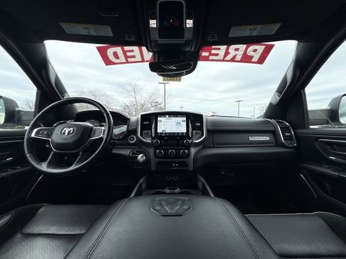 Used 2024 RAM 1500 Laramie image 30