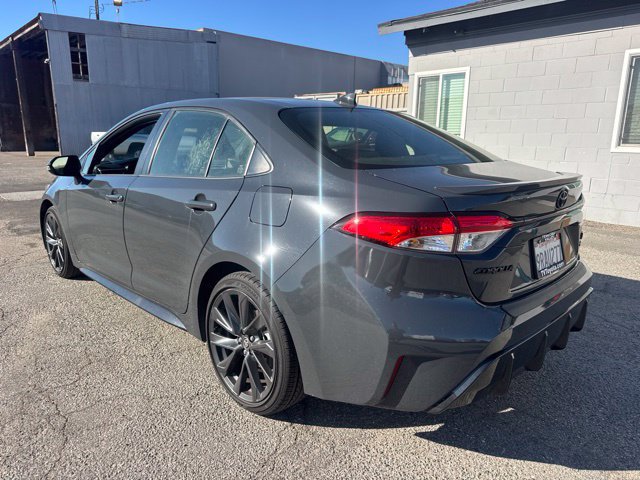 Used 2025 Toyota Corolla SE FWD image 7