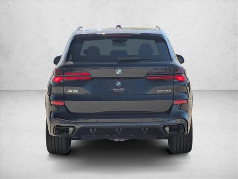 New 2026 BMW X5 xDrive40i w/ M Sport Package image 8