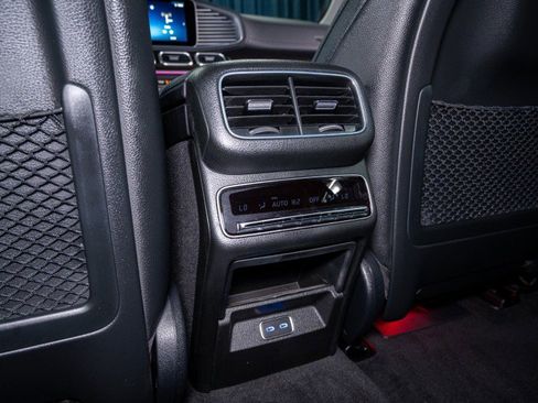 New 2026 Mercedes-Benz GLS 450 4MATIC image 23