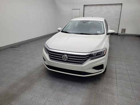 Used 2020 Volkswagen Passat 2.0T SE FWD image 15