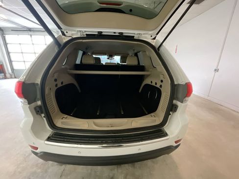 Used 2014 Jeep Grand Cherokee Limited image 23
