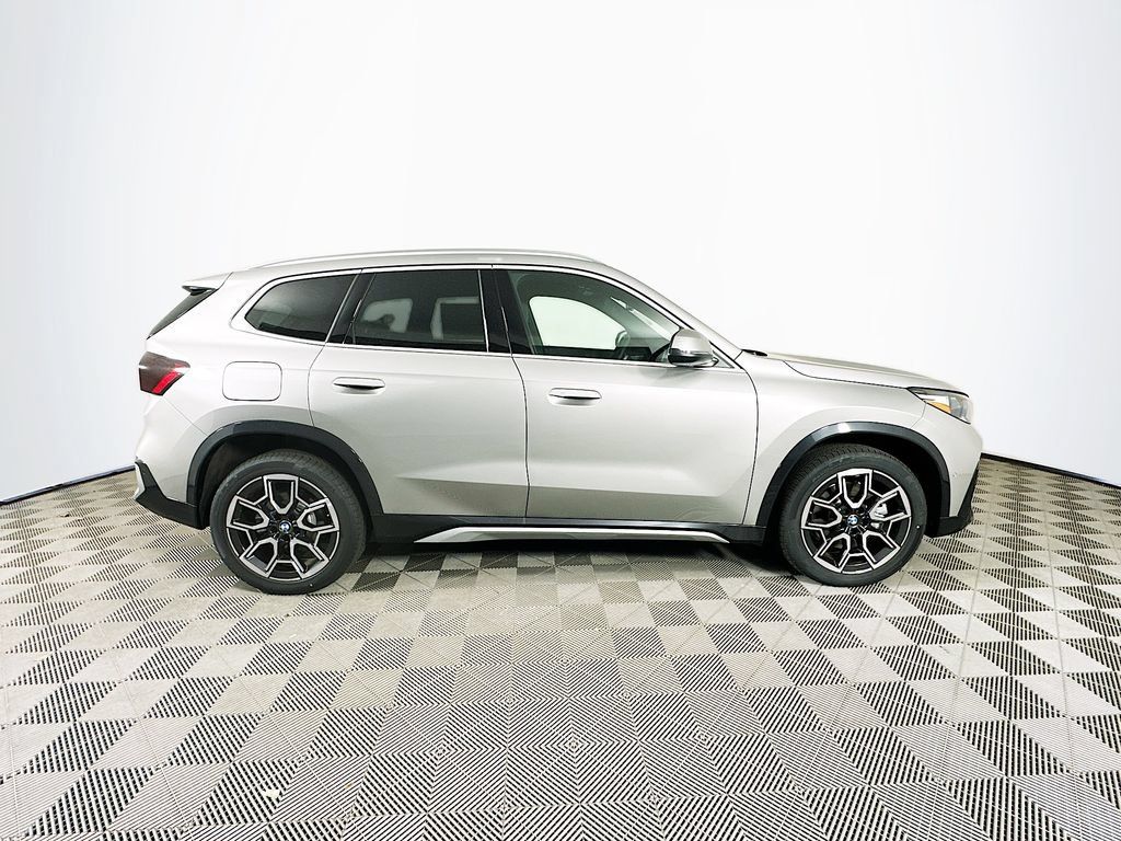 Used 2026 BMW X1 xDrive28i w/ Convenience Package AWD/4WD image 9