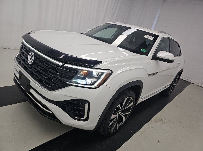 Used 2024 Volkswagen Atlas Cross Sport SEL Premium R-Line AWD/4WD image 2