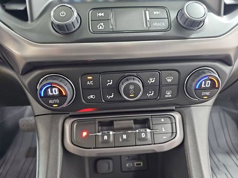 Used 2023 GMC Acadia AT4 w/ Technology Package image 31