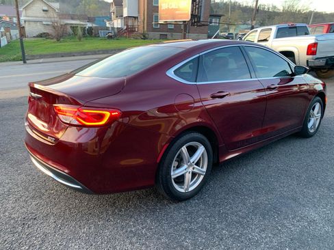 Used 2016 Chrysler 200 Limited image 5