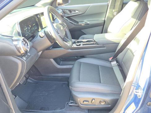 New 2026 Chevrolet Equinox LT image 10