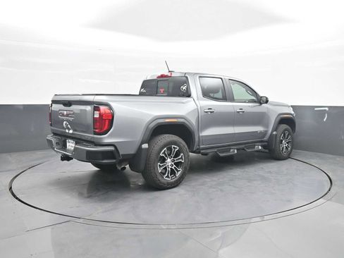 Used 2024 GMC Canyon AT4 w/ Technology Package AWD/4WD image 8