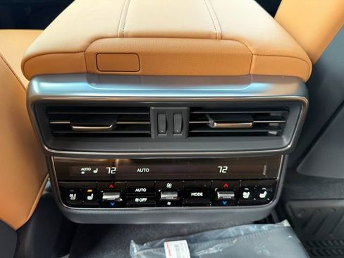 New 2026 Lexus LX 600 4WD w/ Luxury Package image 28