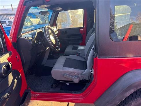 Used 2009 Jeep Wrangler X image 5