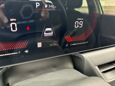 Used 2025 Kia K4 LXS image 39