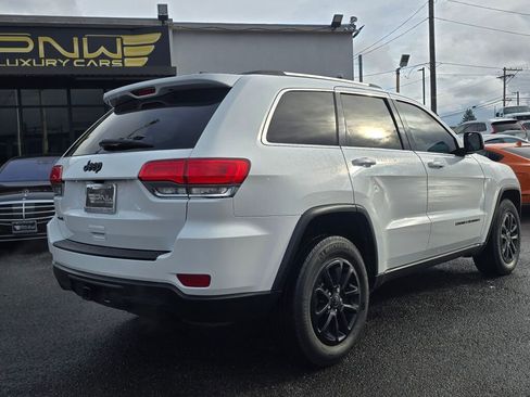 Used 2015 Jeep Grand Cherokee Laredo w/ Security & Convenience Group image 9