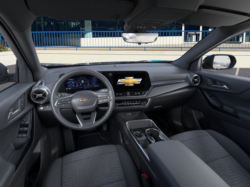 New 2026 Chevrolet Equinox LT w/ Safety and Technology Package image 15