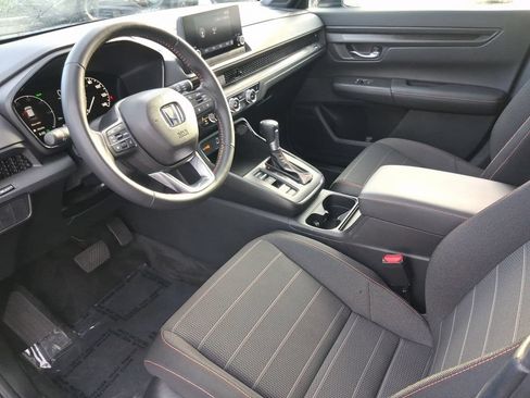 Used 2025 Honda CR-V Sport image 16
