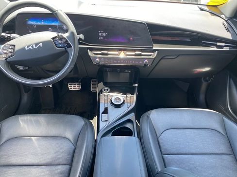 Used 2023 Kia Niro Wave FWD image 30