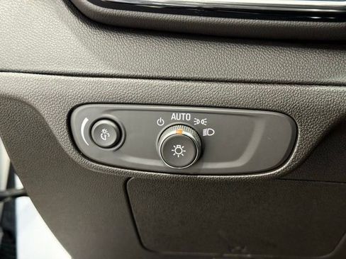 Used 2023 Chevrolet Bolt EUV Premier w/ Sun & Sound Package image 29