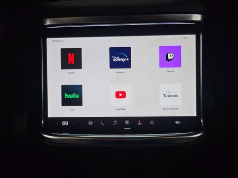 Used 2023 Tesla Model X AWD image 60