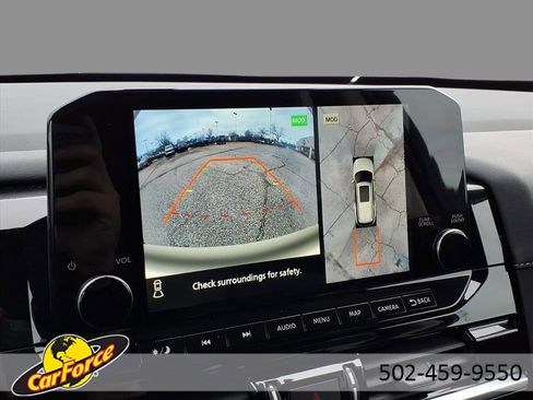 Used 2024 Nissan Pathfinder SL image 26