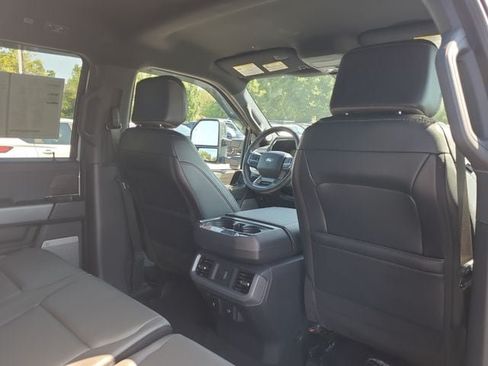 Used 2025 Ford F150 Lariat w/ Equipment Group 501A Mid AWD/4WD image 15