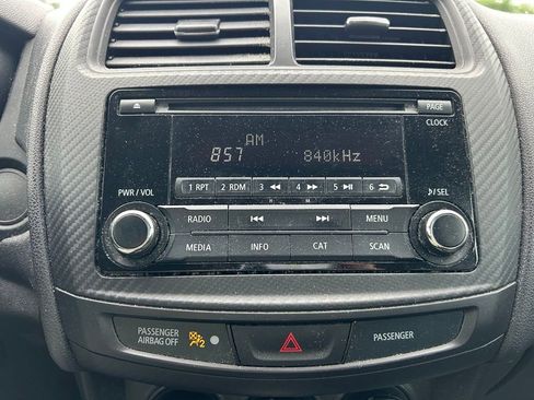 Used 2015 Mitsubishi Outlander Sport ES FWD image 19