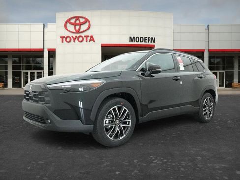 New 2026 Toyota Corolla Cross XLE image 3