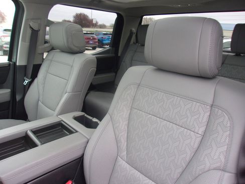 Used 2024 Toyota Tundra Limited image 13