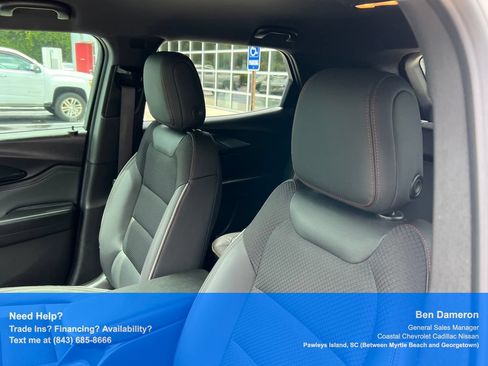 Used 2021 Chevrolet TrailBlazer RS w/ Convenience Package FWD image 10