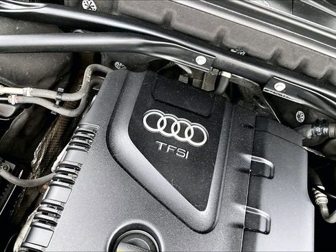 Used 2016 Audi Q5 2.0T Premium Plus w/ Technology Package AWD/4WD image 33