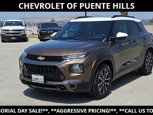 Used 2021 Chevrolet TrailBlazer ACTIV w/ Sun and Liftgate Package FWD image 1