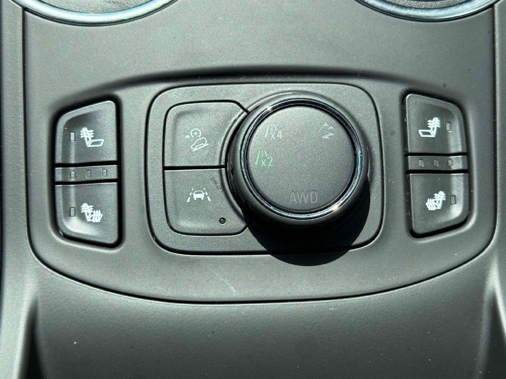 Used 2024 GMC Terrain SLT w/ Elevation Edition AWD/4WD image 24