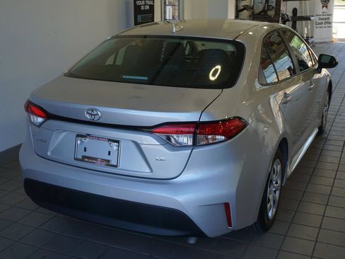 Used 2024 Toyota Corolla LE FWD image 13