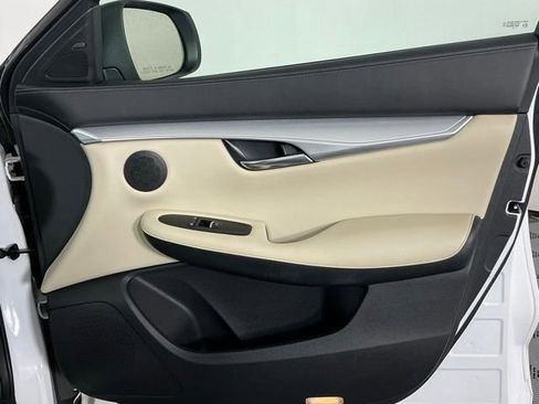 Used 2019 INFINITI QX50 Essential w/ Cargo Package FWD image 29